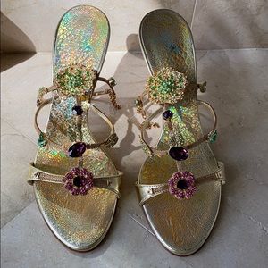 Giuseppe zanotti gold highheel shoe